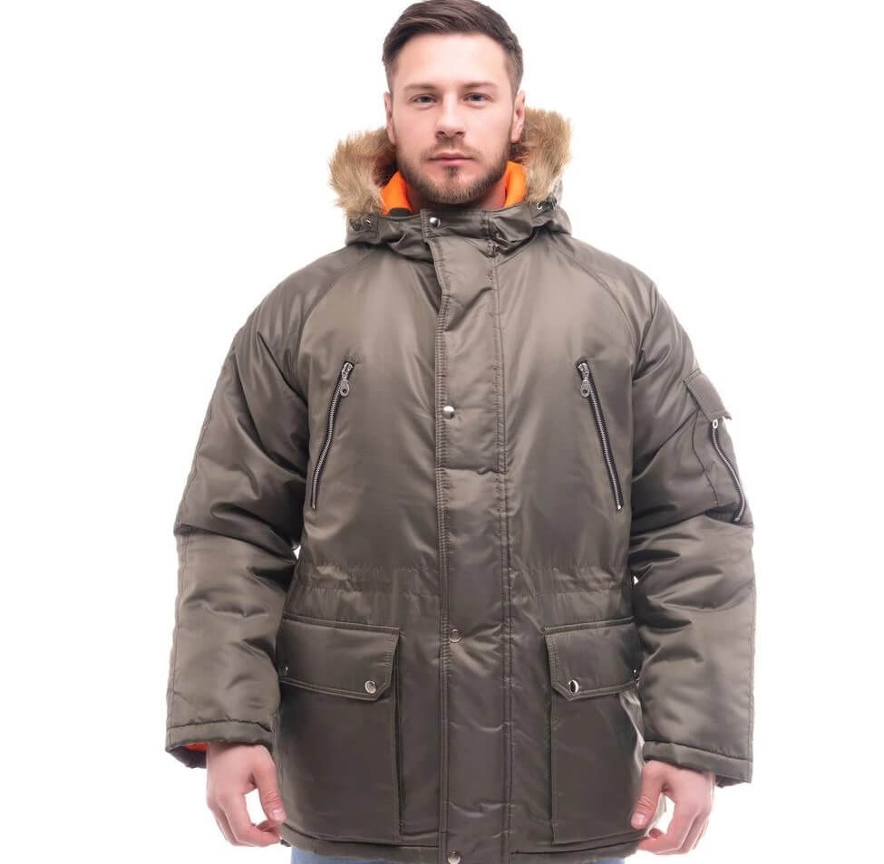 Ключевые особенности зимней спецодежды для промышленности и строительства